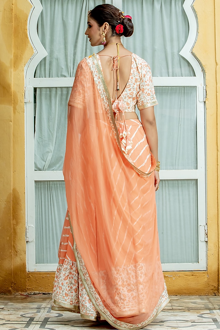Peach Leheriya Lehenga Set by Kohsh at Pernia's Pop Up Shop