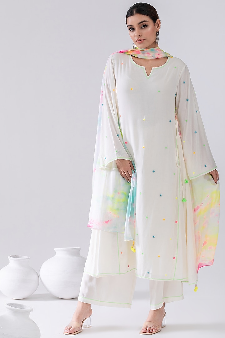 Ivory Kurta Set With Glass Beads Embroidery by Kacha Tanka at Pernia's Pop Up Shop