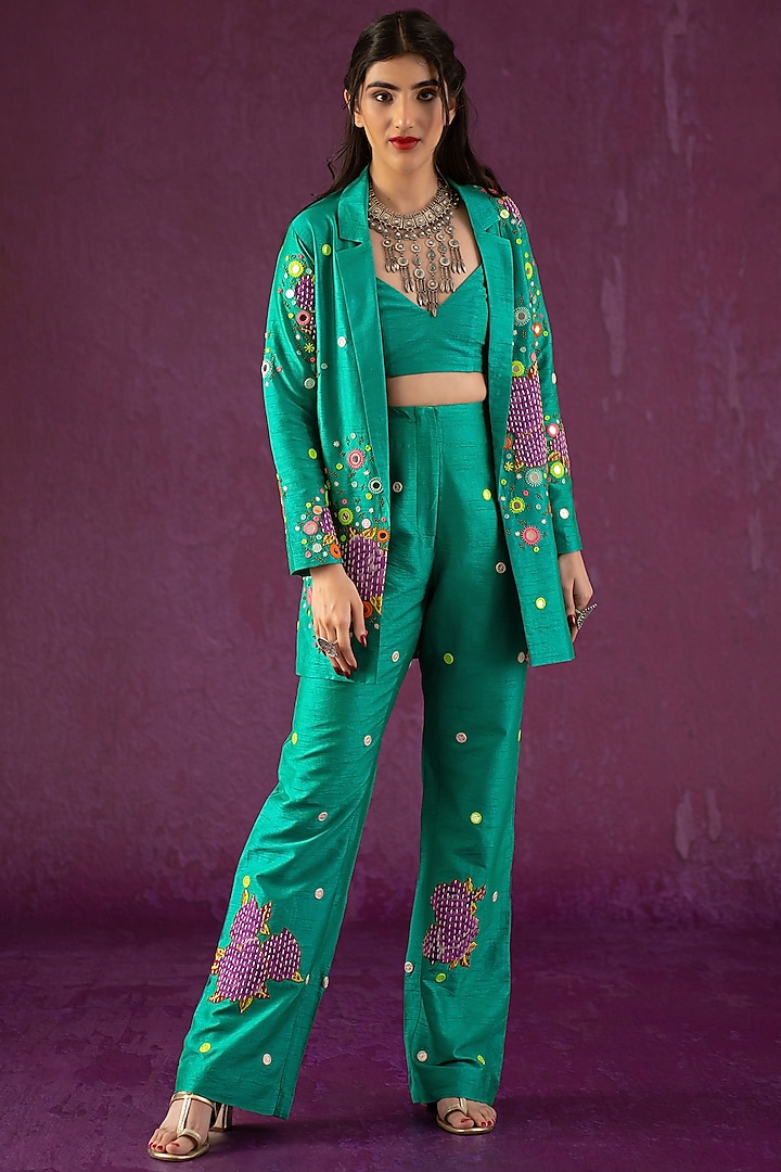 Green Embroidered Jacket Set by Kacha Tanka