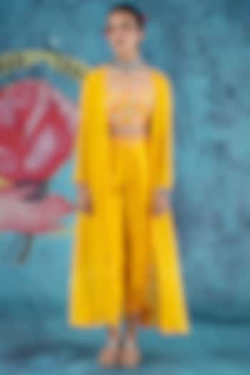 Yellow Embroidered Cape Set by Kacha Tanka