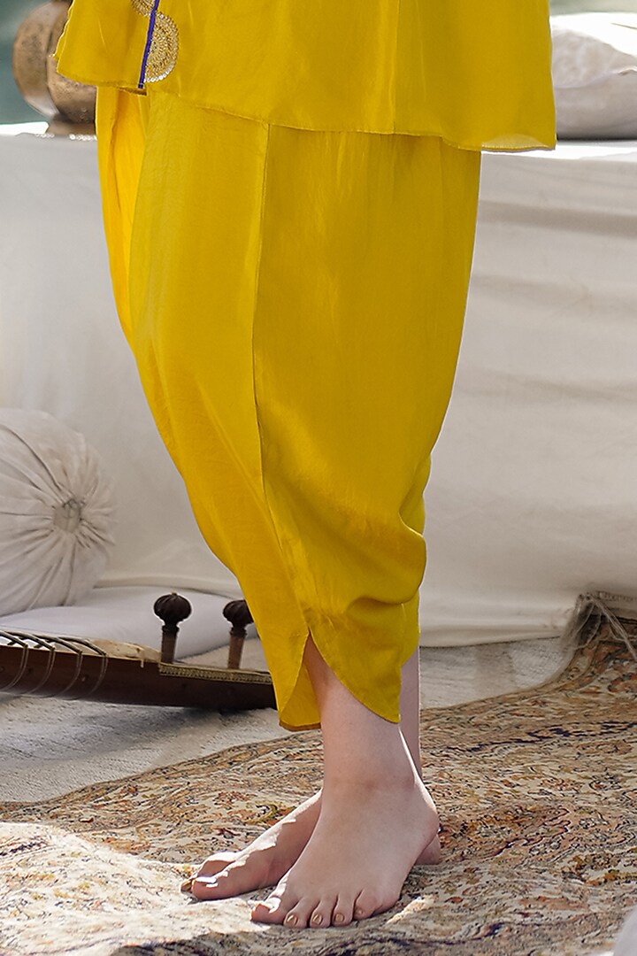 Yellow Pure Silk Sequins Hand Embroidered Kurta Set by Kacha Tanka at Pernia's Pop Up Shop