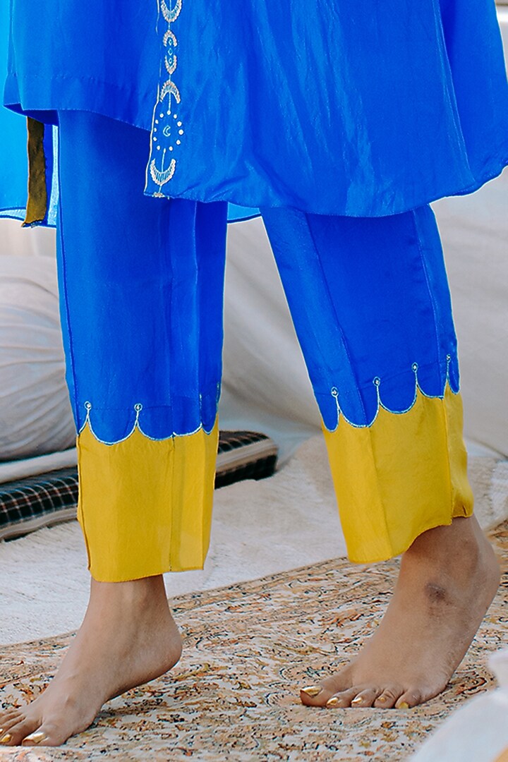 Blue Pure Silk Aari Hand Embroidered Jacket Set by Kacha Tanka at Pernia's Pop Up Shop