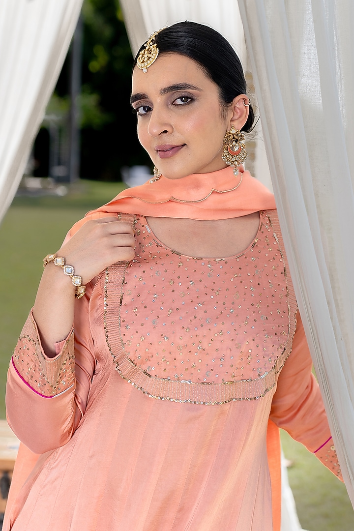 Peach Cotton Modal Aari Hand Embroidered Kalidar Kurta Set by Kacha Tanka at Pernia's Pop Up Shop