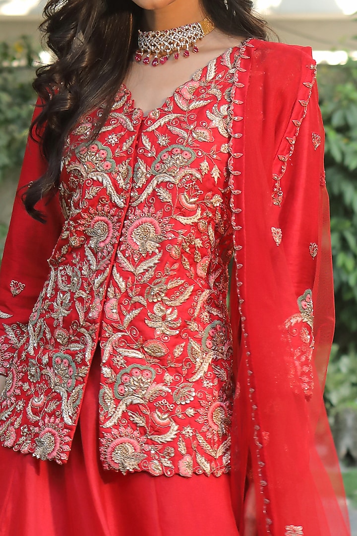 Red Antique Embroidered Jacket Set by Khushboo Bagri at Pernia's Pop Up Shop