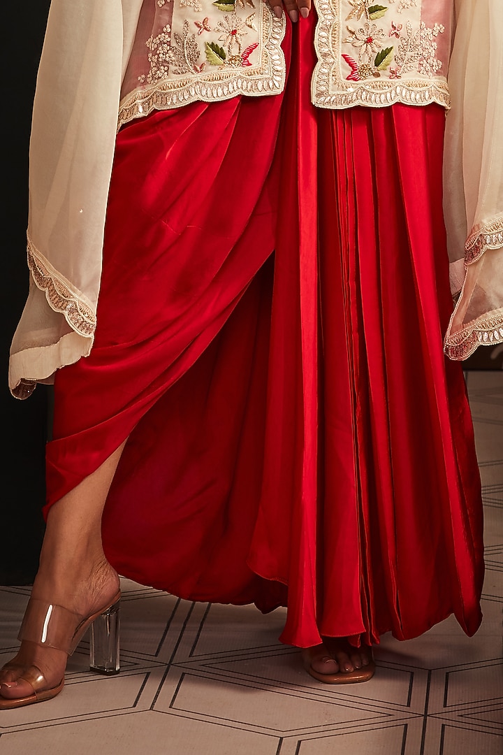 Red Silk Chanderi Skirt Set by Khushboo Bagri at Pernia's Pop Up Shop
