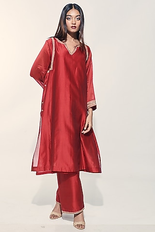 Maroon Hand Embroidered Choga Kurta Set by Kushni