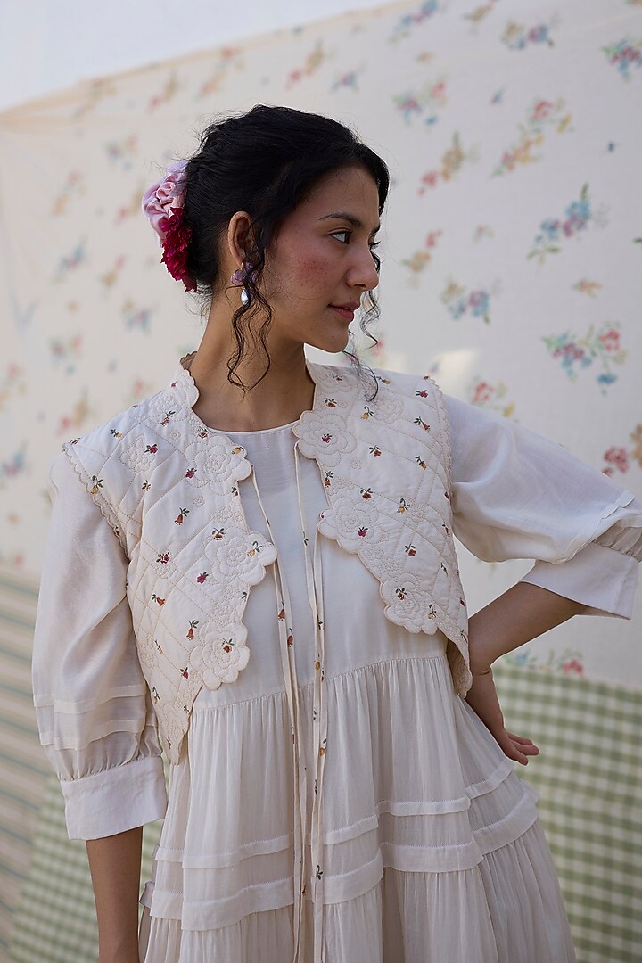 Ecru & Red Khadi Printed High-Low Gilet by Khyati Rughani at Pernia's Pop Up Shop