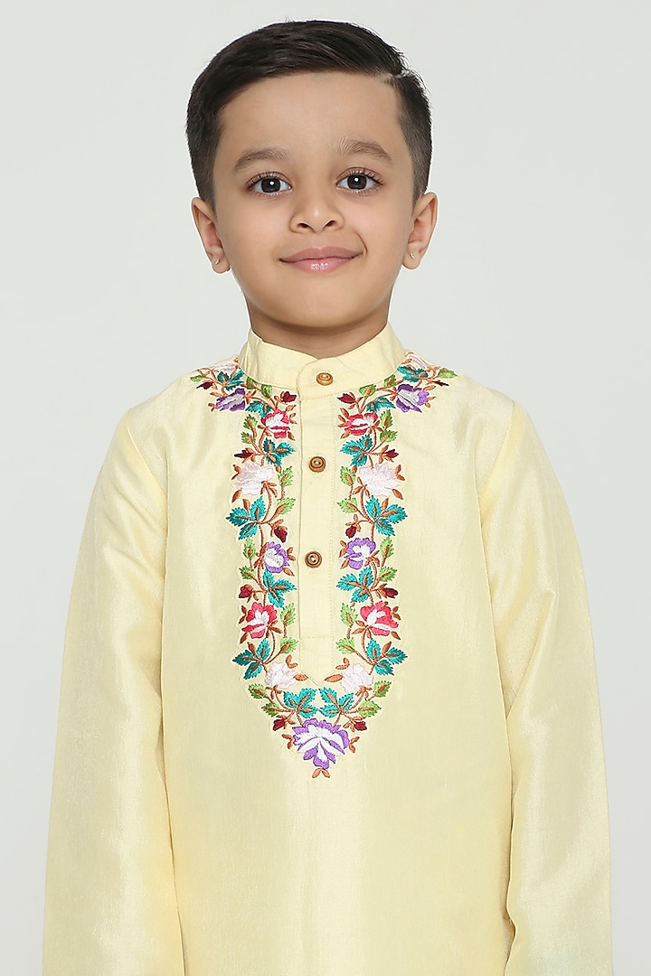 Yellow Cotton Silk Embroidered Kurta Set For Boys by Label Kiaa at Pernia's Pop Up Shop