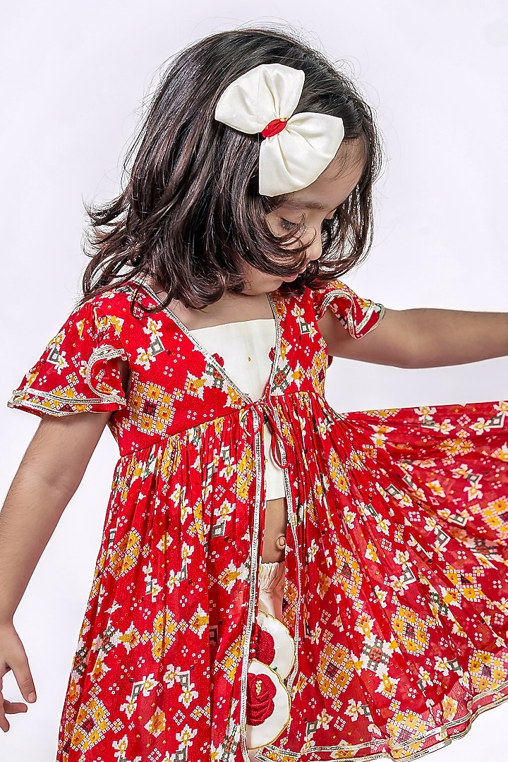 Red Cotton Silk Bandhej Printed Jacket Set For Girls by Label Kiaa at Pernia's Pop Up Shop