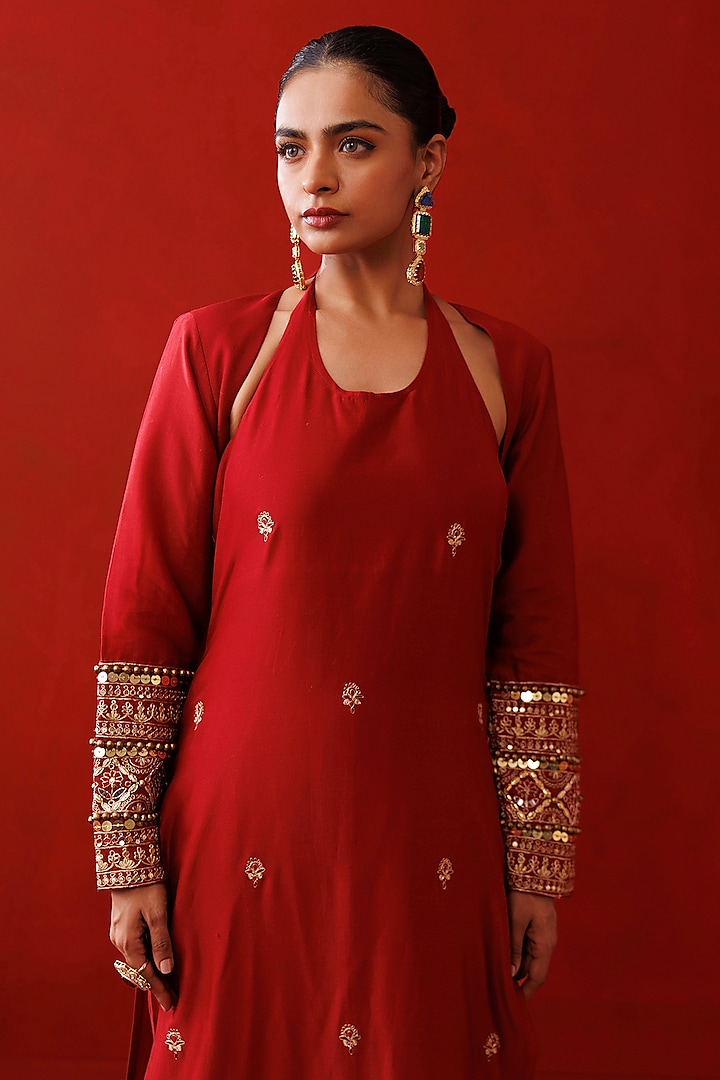Rustic Red Chanderi & Organza Hand Embroidered Kurta Set by Kisakshi Jaipur at Pernia's Pop Up Shop