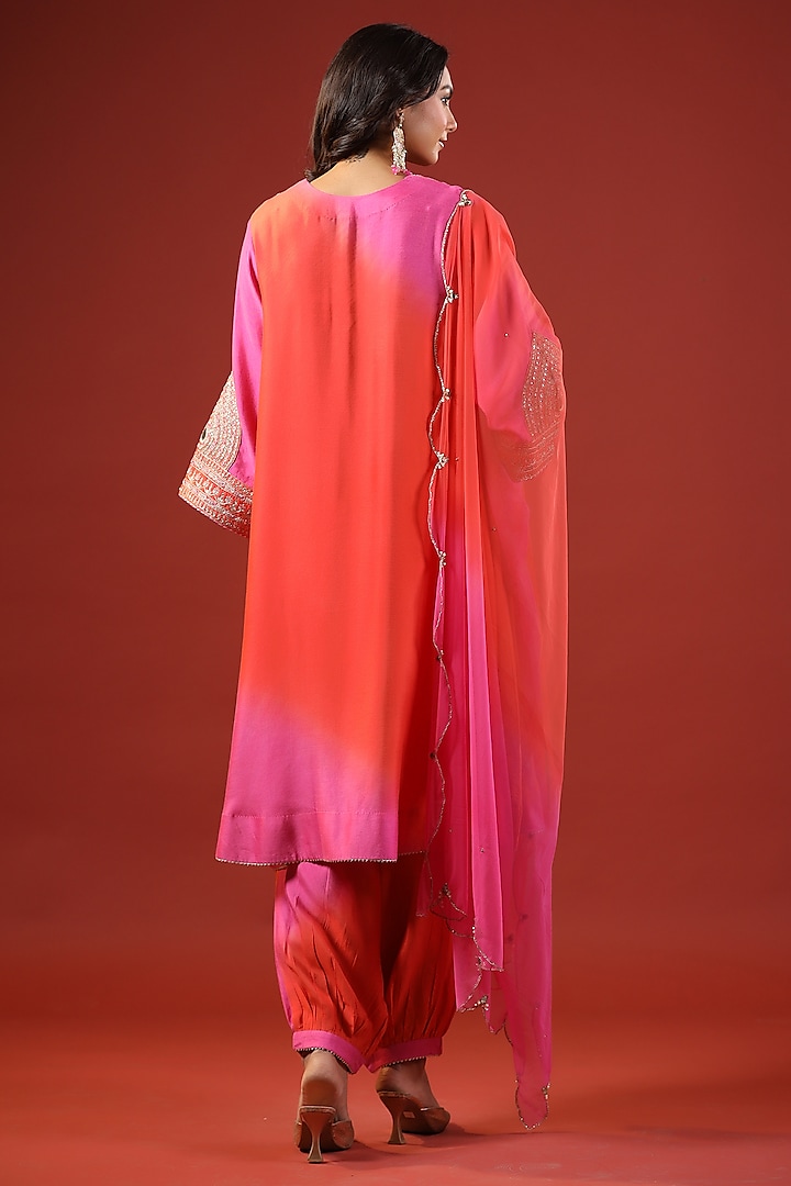 Pink & Orange Chanderi Thread Embroidered Ombre A-Line Kurta Set by Kisakshi Jaipur at Pernia's Pop Up Shop