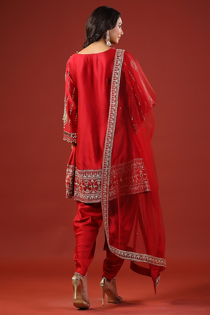 Rustic Red Chanderi & Net Thread Embroidered Kurta Set by Kisakshi Jaipur at Pernia's Pop Up Shop