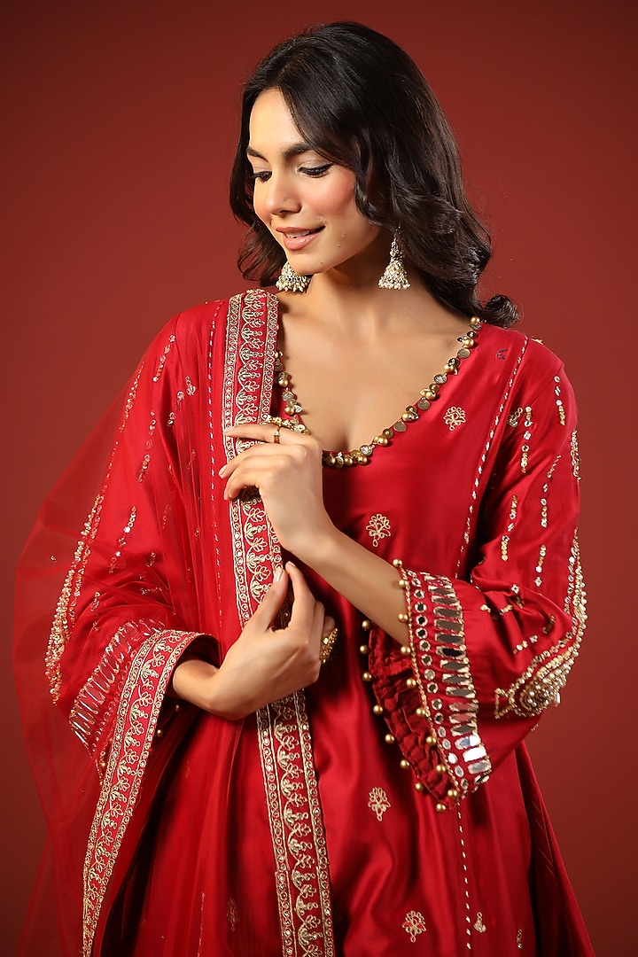 Rustic Red Chanderi & Net Thread Embroidered Kurta Set by Kisakshi Jaipur at Pernia's Pop Up Shop