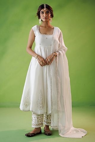 Ivory Chanderi Zari Embroidered Anarkali Set by Kisakshi Jaipur