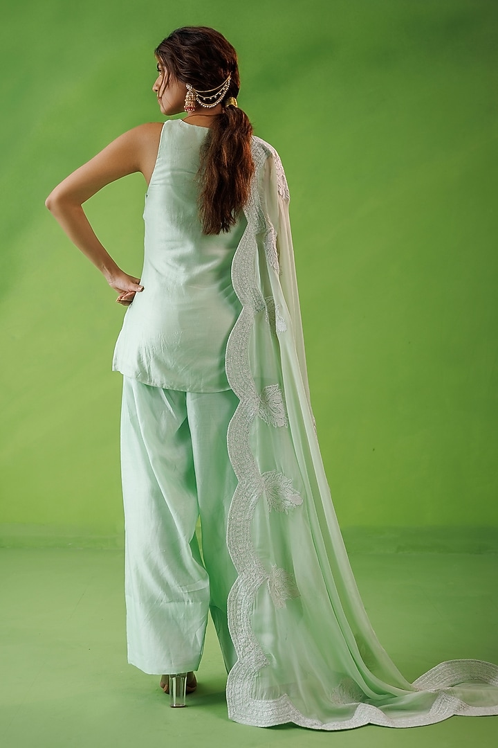 Mint Green Chanderi Dori Embroidered Kurta Set by Kisakshi Jaipur at Pernia's Pop Up Shop