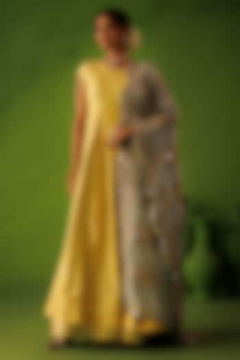 Powder Blue & Yellow Chanderi Reversable Wedding Anarkali Set by Kisakshi Jaipur at Pernia's Pop Up Shop