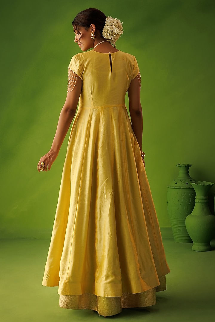 Powder Blue & Yellow Chanderi Reversable Wedding Anarkali Set by Kisakshi Jaipur at Pernia's Pop Up Shop