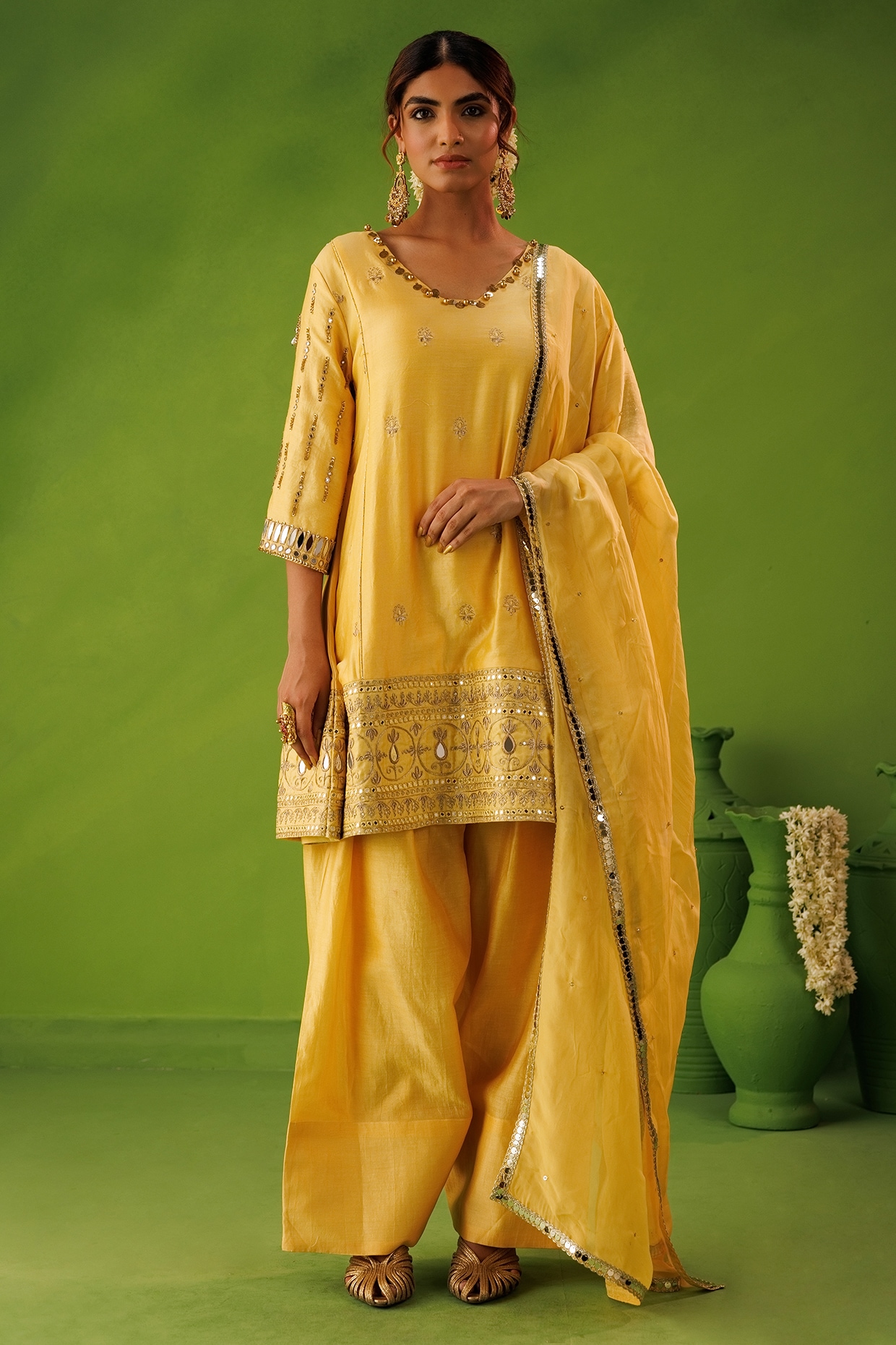 Kisakshi Jaipur Yellow Chanderi Mirror & Zari Embroidered Kurta Set