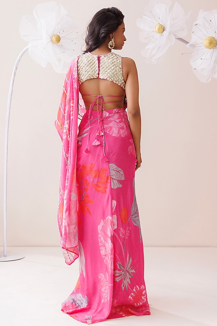 Pink Crepe Floral Printed Draped Party Wear Saree Set by Kisakshi Jaipur at Pernia's Pop Up Shop