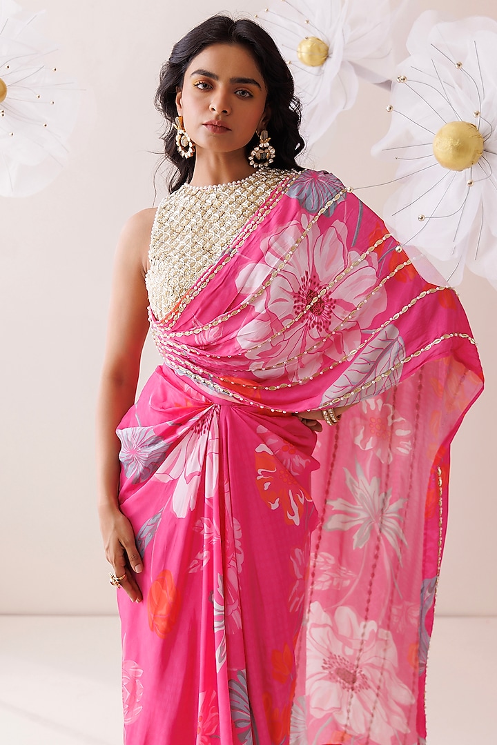Pink Crepe Floral Printed Draped Party Wear Saree Set by Kisakshi Jaipur at Pernia's Pop Up Shop