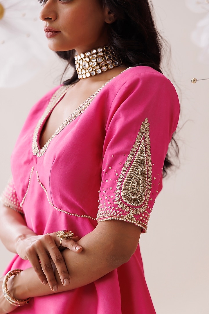 Pink Crepe Floral Printed Draped Skirt Set by Kisakshi Jaipur at Pernia's Pop Up Shop