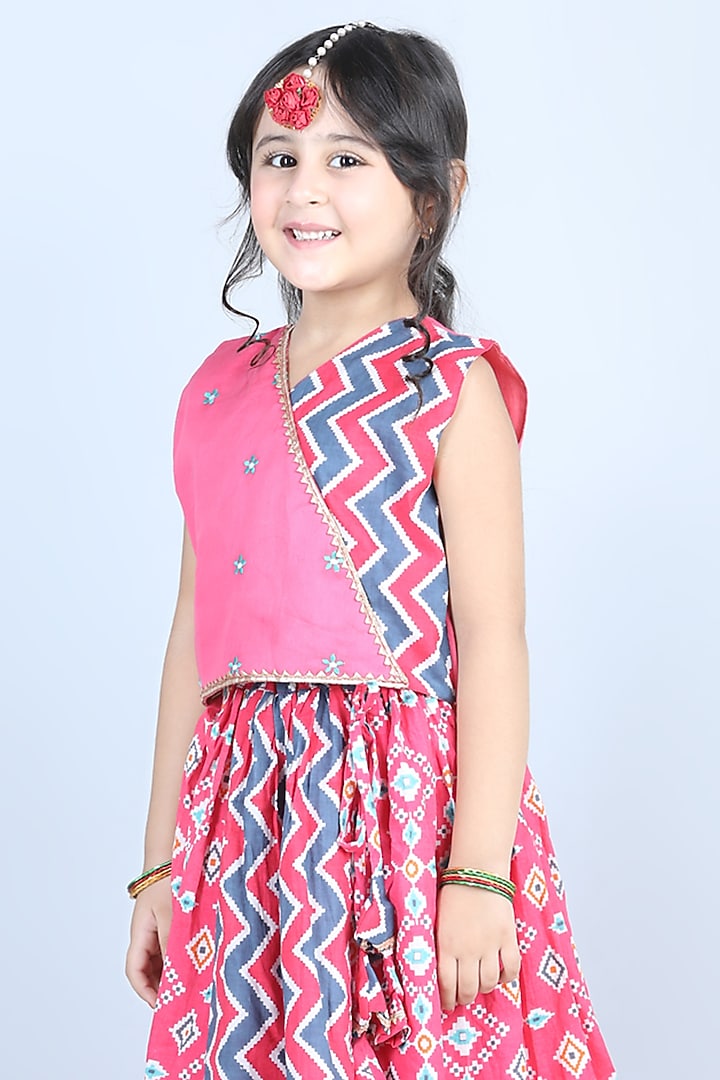 Pink Lehenga Set With Print For Girls by Kinder Kids at Pernia's Pop Up Shop