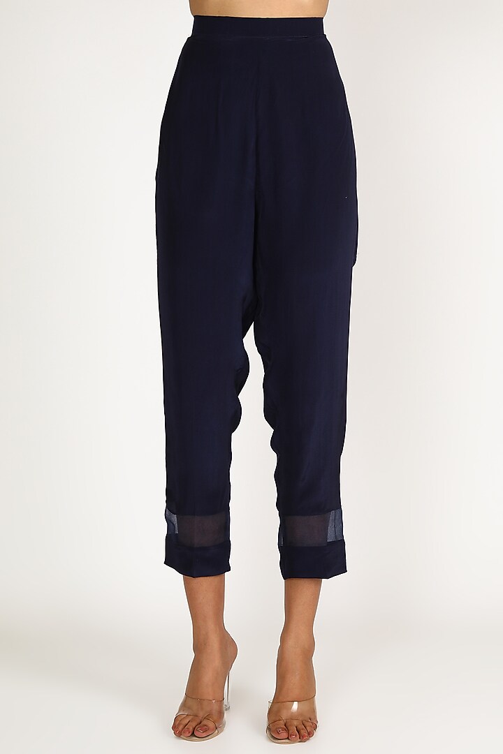 Blue Scalloped Kurta Set by Kirei at Pernia's Pop Up Shop