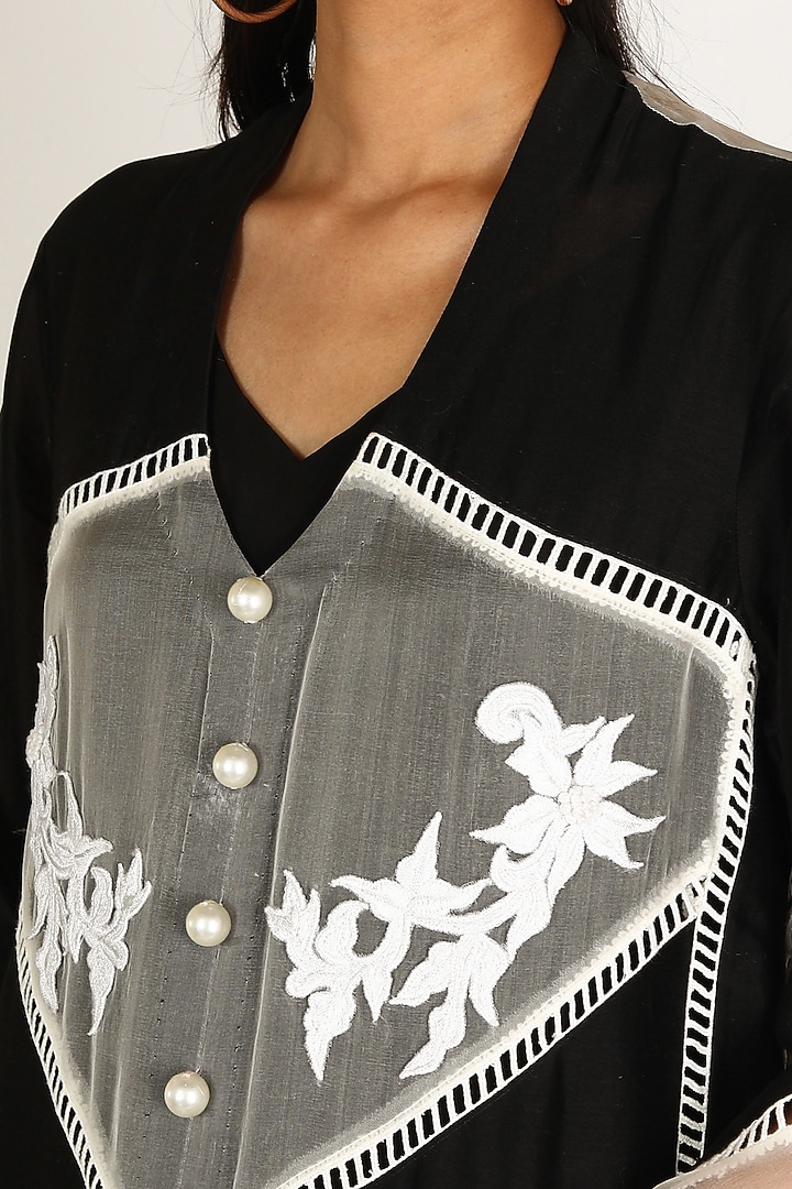 Black Kurta Set With Velvet Applique by Kirei at Pernia's Pop Up Shop