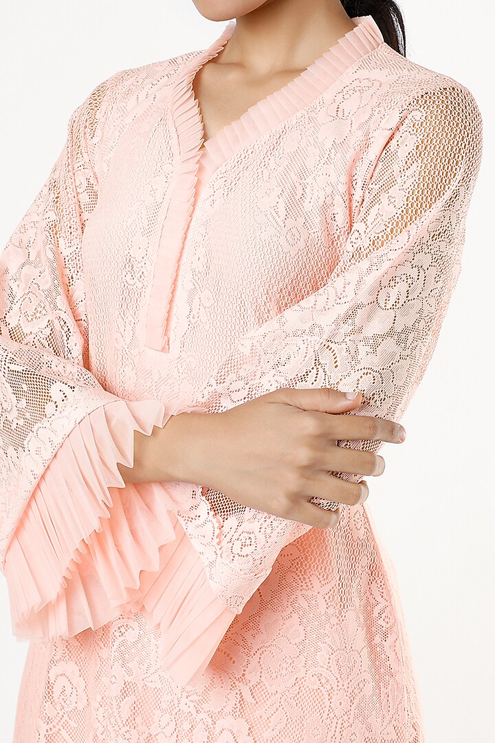 Peachy Pink Jaal Embroidered Pleated Kurta Set by Kirei at Pernia's Pop Up Shop