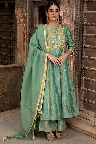 Turquoise Gota Embroidered Kurta Set by Kritika Dawar