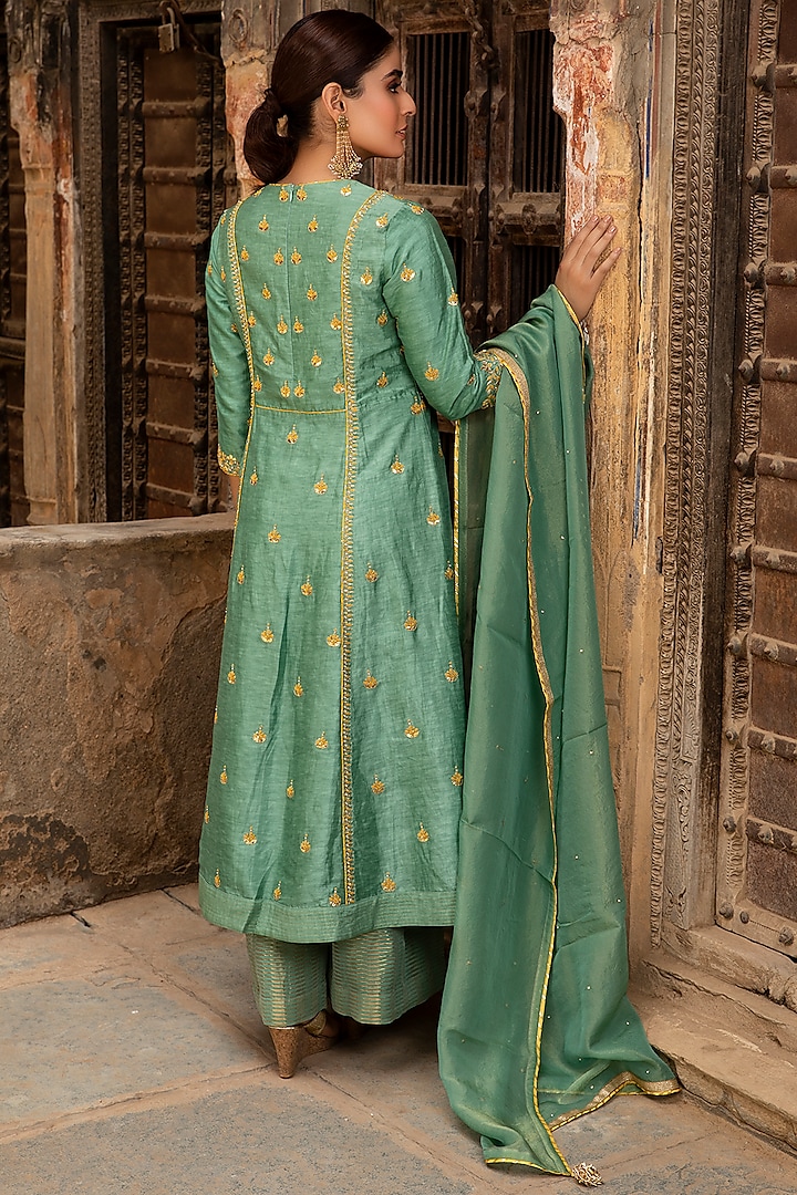 Turquoise Gota Embroidered Kurta Set by Kritika Dawar at Pernia's Pop Up Shop