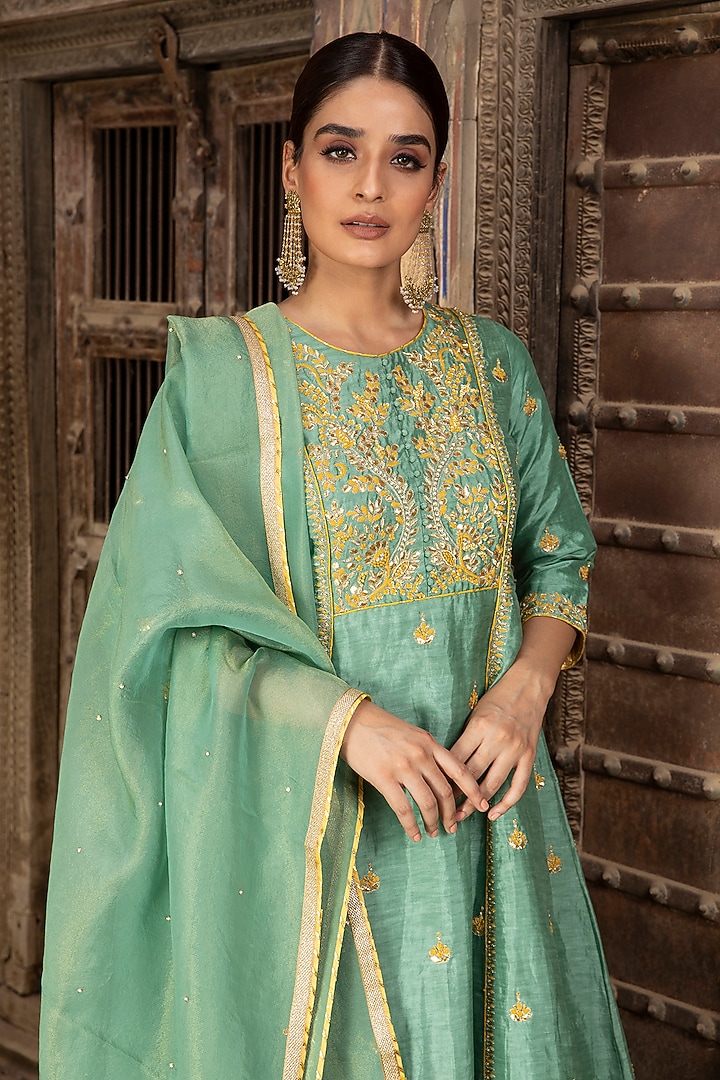 Turquoise Gota Embroidered Kurta Set by Kritika Dawar at Pernia's Pop Up Shop