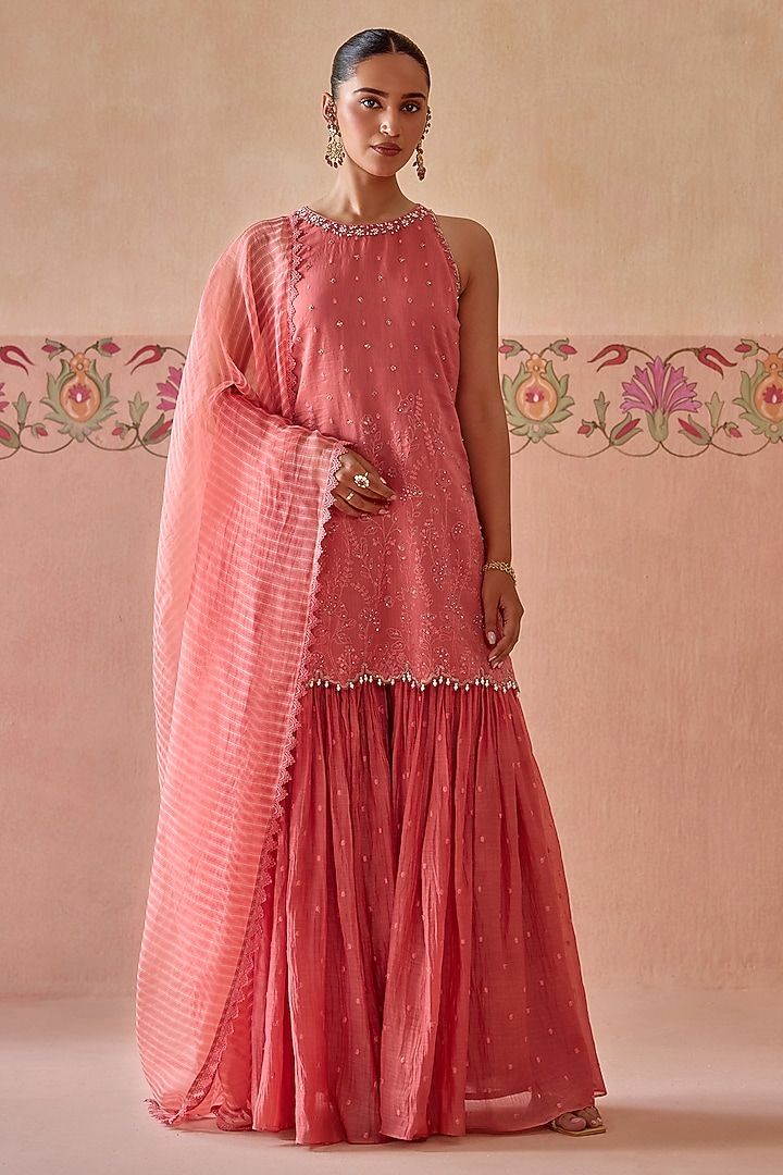Coral Chanderi Thread Embroidered Gharara Set by Kritika Dawar at Pernia's Pop Up Shop