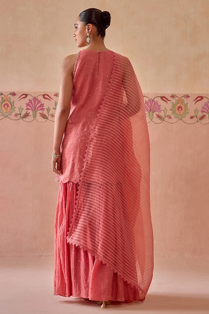 Coral Chanderi Thread Embroidered Gharara Set by Kritika Dawar at Pernia's Pop Up Shop