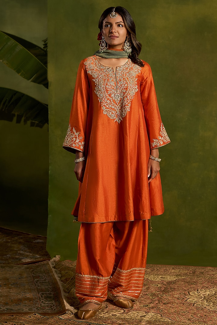 Rust Silk Dori Embroidered Kurta Set by Kritika Dawar at Pernia's Pop Up Shop