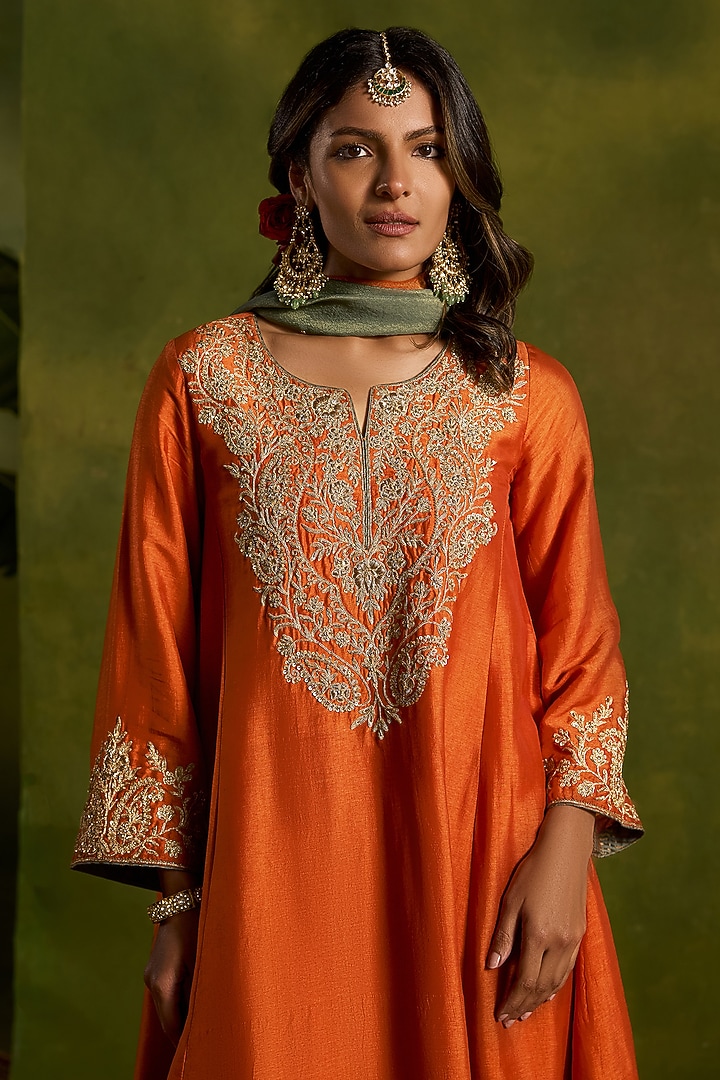 Rust Silk Dori Embroidered Kurta Set by Kritika Dawar at Pernia's Pop Up Shop