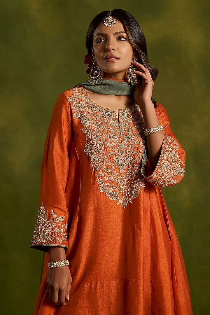 Rust Silk Dori Embroidered Kurta Set by Kritika Dawar at Pernia's Pop Up Shop