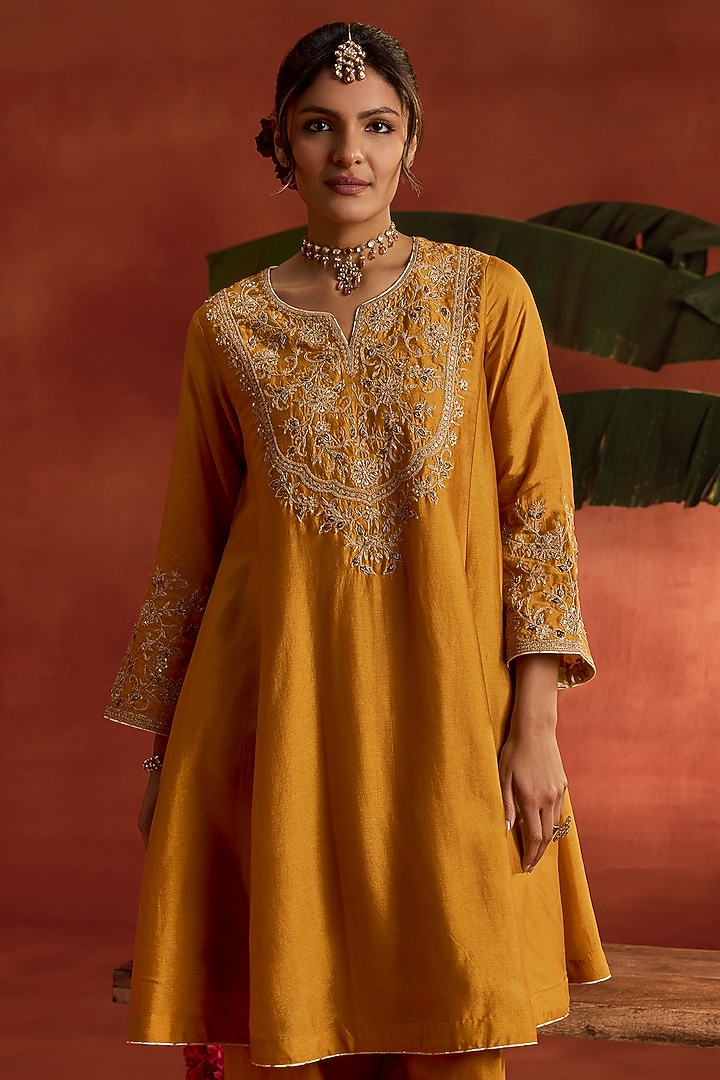 Yellow Silk Dori Embroidered Kurta Set by Kritika Dawar at Pernia's Pop Up Shop