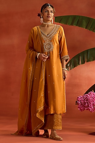 Honey Mustard Silk Dabka & Zari Embroidered Kurta Set by Kritika Dawar