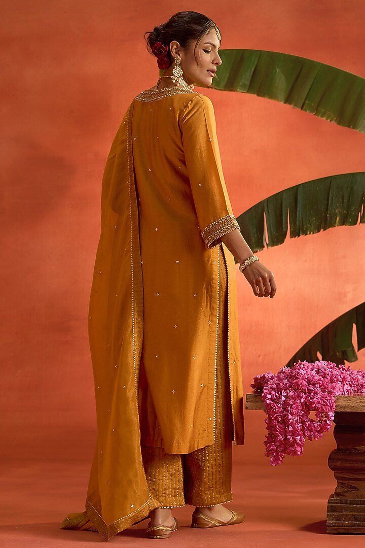 Honey Mustard Silk Dabka & Zari Embroidered Kurta Set by Kritika Dawar at Pernia's Pop Up Shop