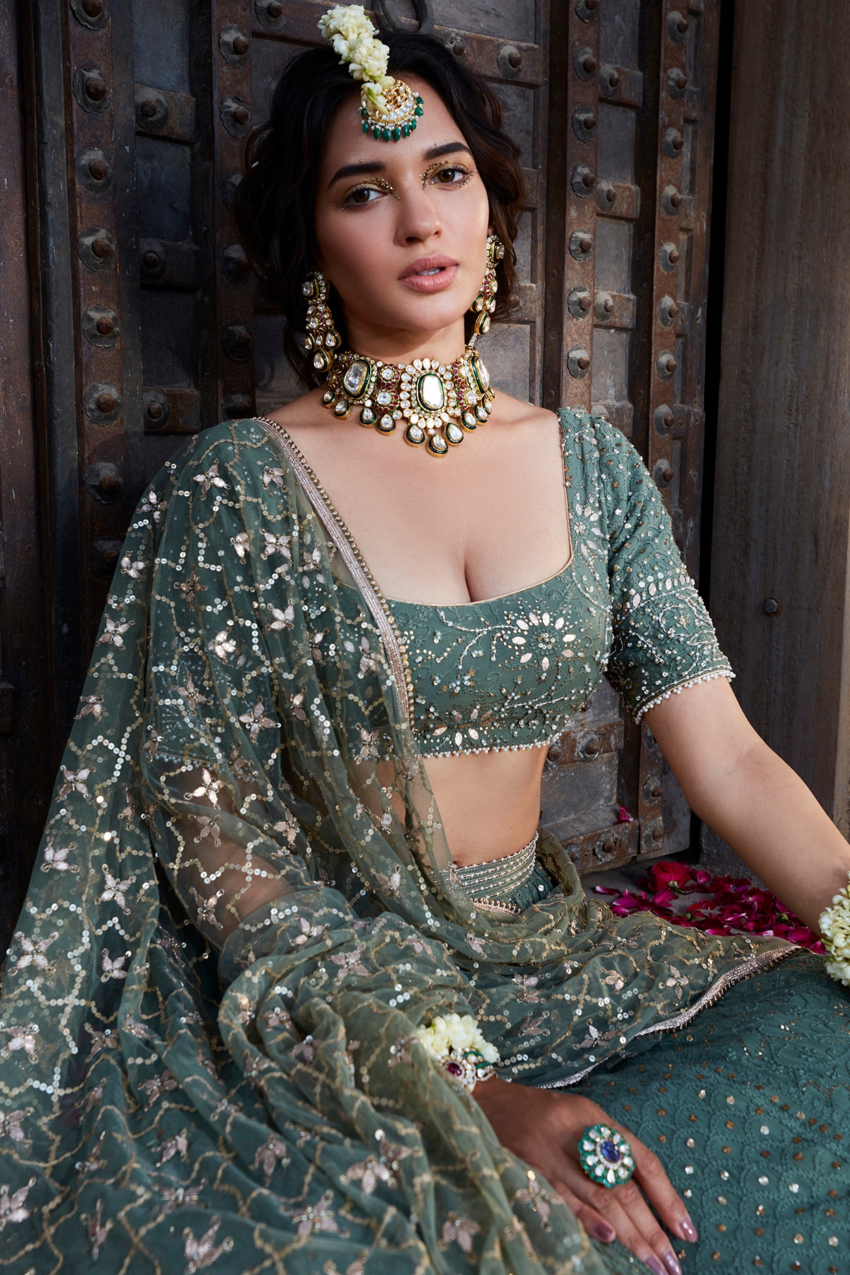 Contrasting Jewellery Ideas To Pair With Bridal Lehenga!