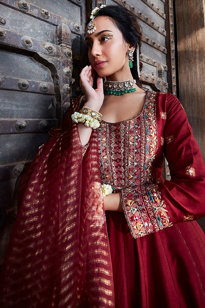 Maroon Silk Embroidered Wedding Anarkali Set by Kritika Dawar at Pernia's Pop Up Shop