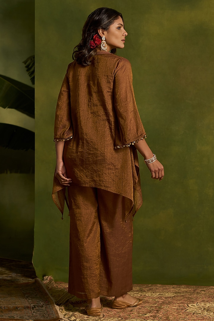 Brown Tissue Chanderi Hand Embroidered Kurta Set by Kritika Dawar at Pernia's Pop Up Shop