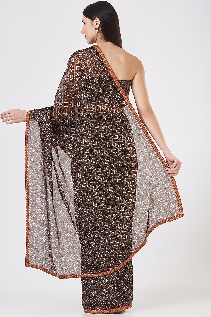 Brown Ikat Printed Wedding Saree Set by Kritika Dawar at Pernia's Pop Up Shop
