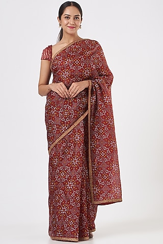 Red Ikat Printed Saree Set by Kritika Dawar