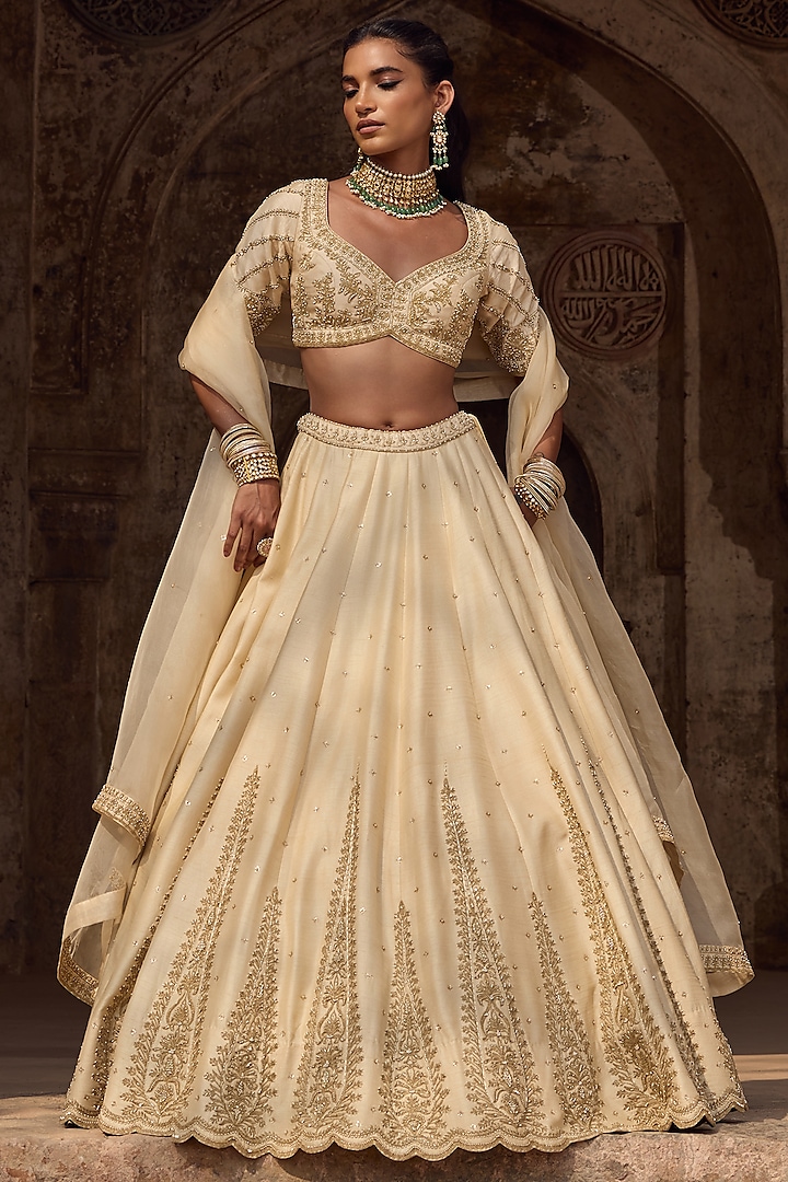 Ivory Silk Hand Embroidered Bridal Lehenga Set by Kritika Dawar at Pernia's Pop Up Shop