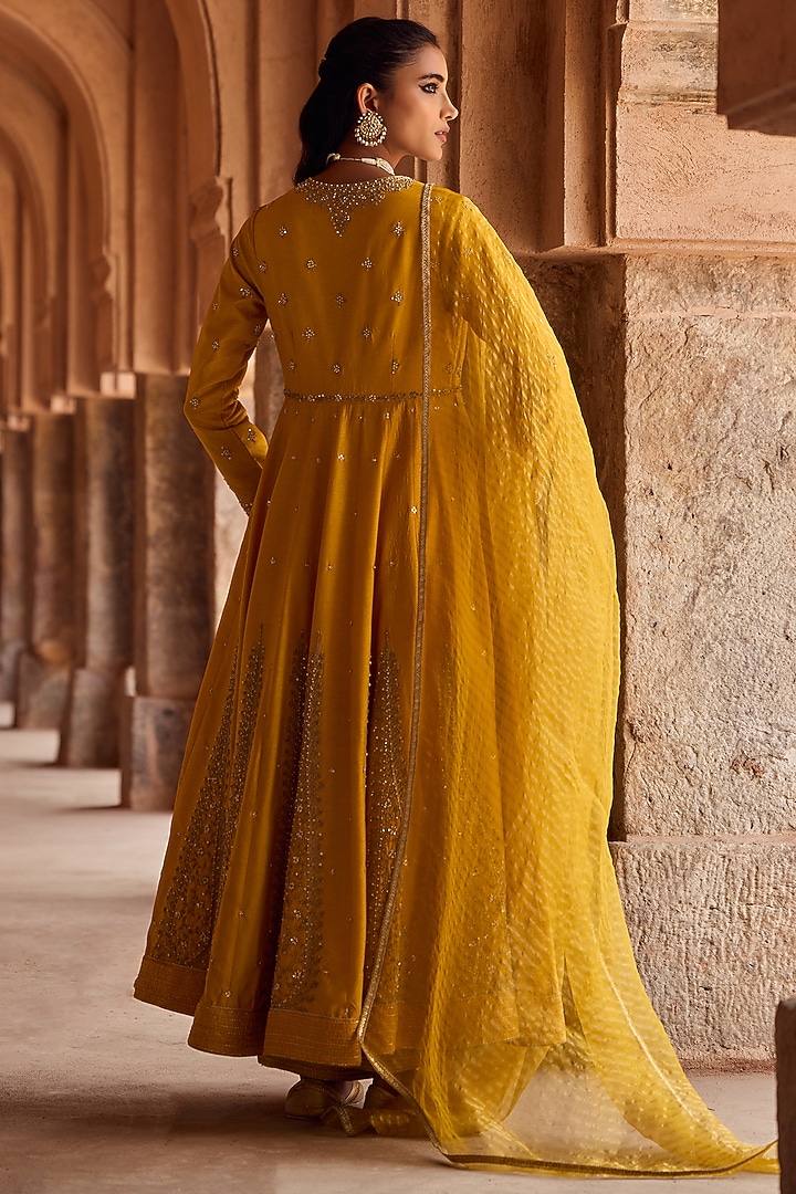 Yellow Silk Aari Embroidered Bridal Anarkali Set by Kritika Dawar at Pernia's Pop Up Shop