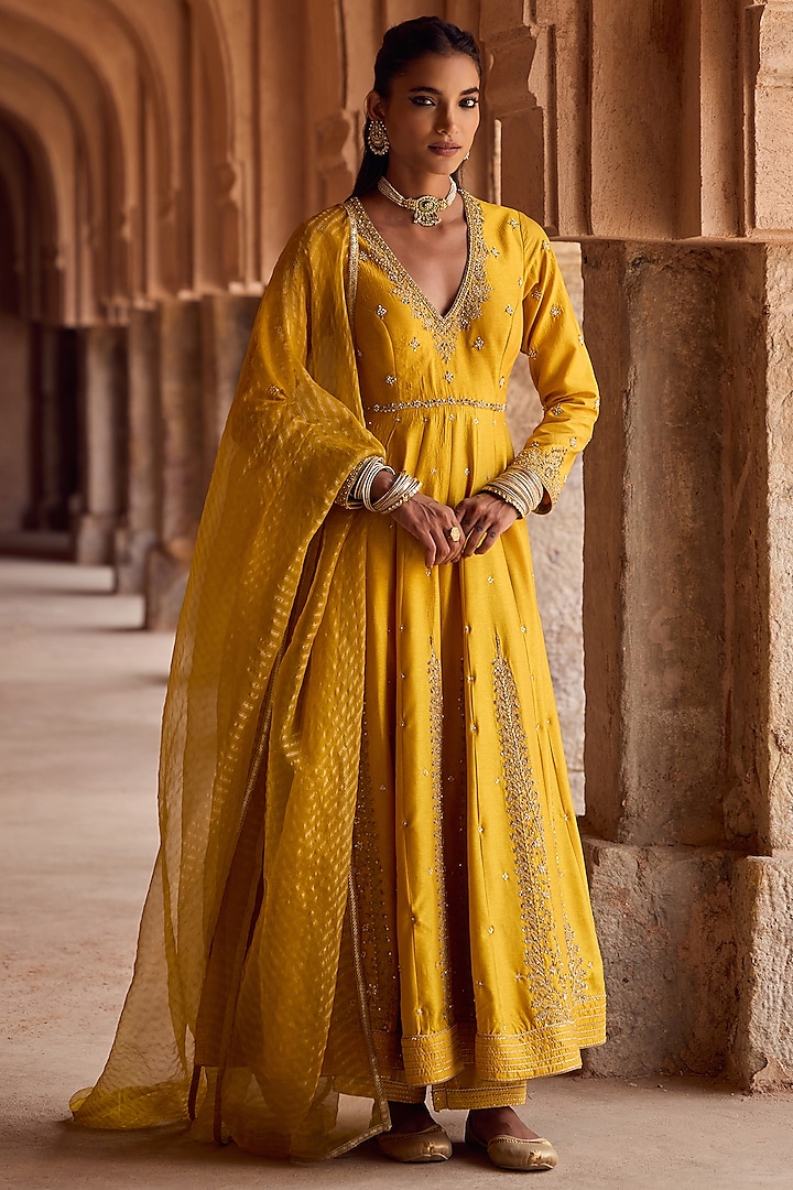 Yellow Silk Aari Embroidered Bridal Anarkali Set by Kritika Dawar at Pernia's Pop Up Shop