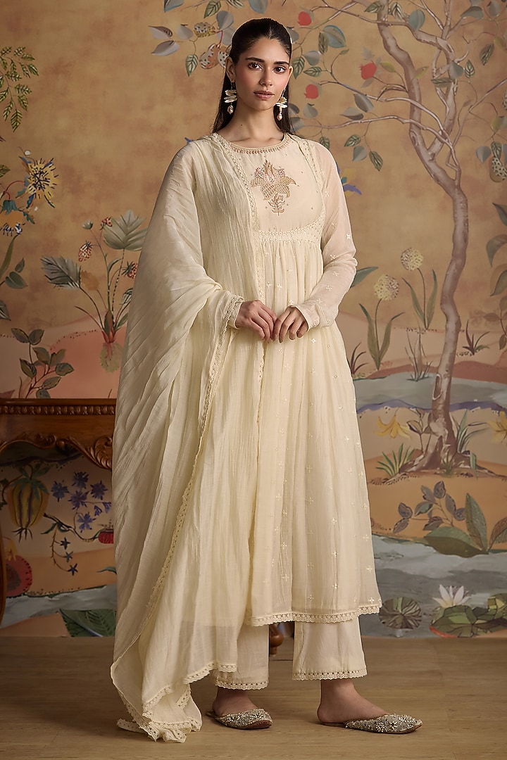 Ivory Chanderi Hand Embroidered Party Wear Anarkali Set by Kritika Dawar at Pernia's Pop Up Shop