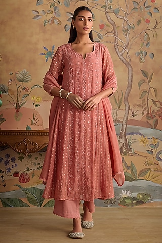 Blush Pink Chanderi Thread Embroidered A-Line Kurta Set by Kritika Dawar